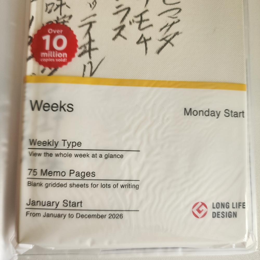 Hobonichi Weeks 2026 With Cover And Pen - Picture 3 of 6